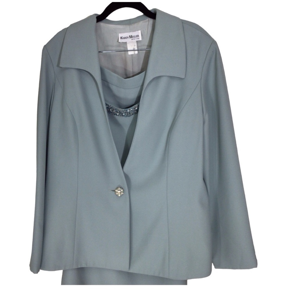 Karen Miller New York 3 Piece Business Skirt Suite with embellished Neck size 14